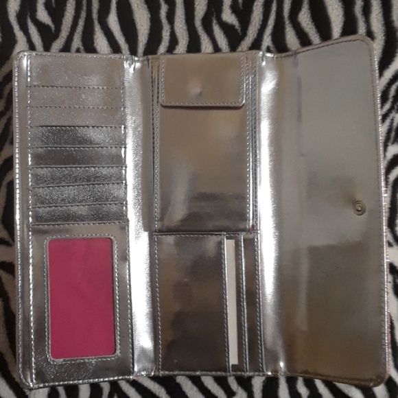 Steve Madden Wallet - Picture 5 of 8